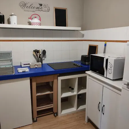 Lejlighed Urban Art Space - Three -near The Center And Train Station *